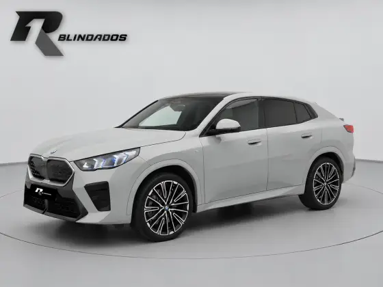 BMW X2 2.0 TURBO GASOLINA XDRIVE20I M SPORT STEPTRONIC BMW X2 2.0 TURBO GASOLINA XDRIVE20I M SPORT STEPTRONIC