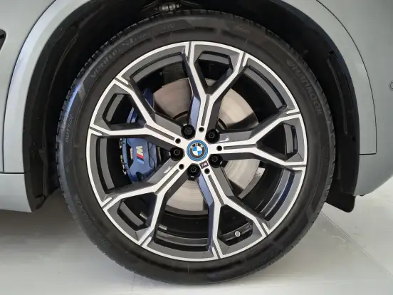BMW-X5-2024