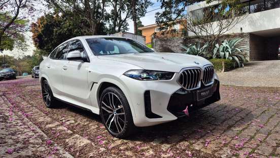 BMW-X6-2024