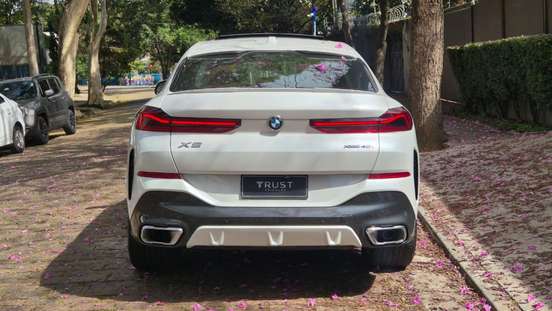 BMW-X6-2024