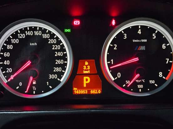BMW-X6-2011