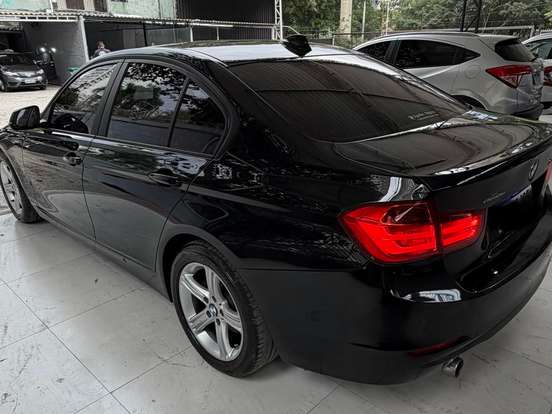 BMW-320i-2.0 16V TURBO ACTIVE FLEX 4P AUTOMÁTICO BMW-320i-2013