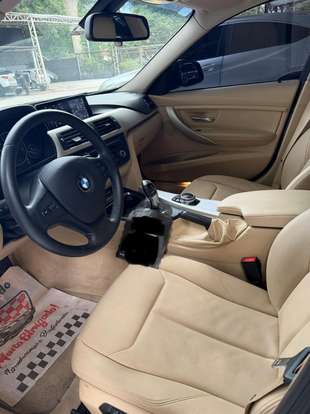 BMW-320i-2013