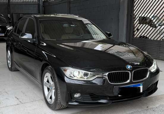 BMW-320i-2013