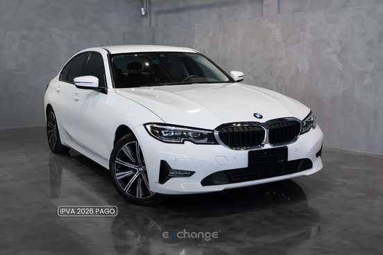 BMW-320i-2022