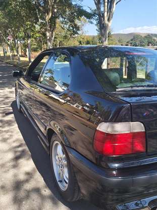 BMW-323Ti-1998