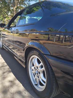 BMW-323Ti-1998