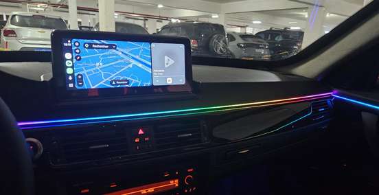BMW-330i-2006