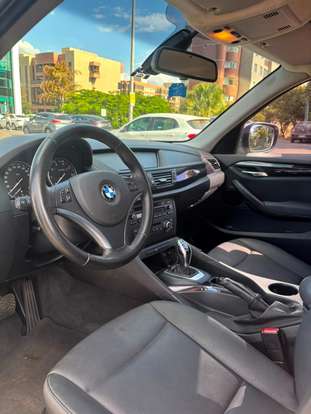BMW-X1-2012