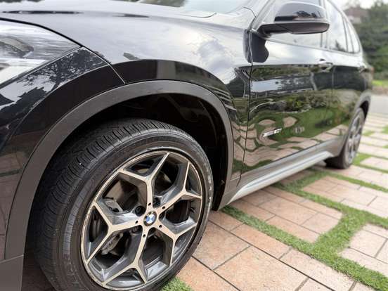BMW-X1-2016