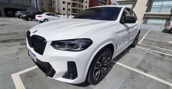 BMW-X4-2023