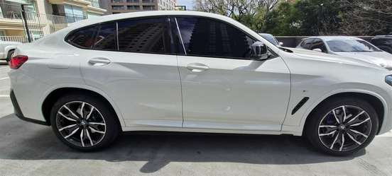 BMW-X4-2023