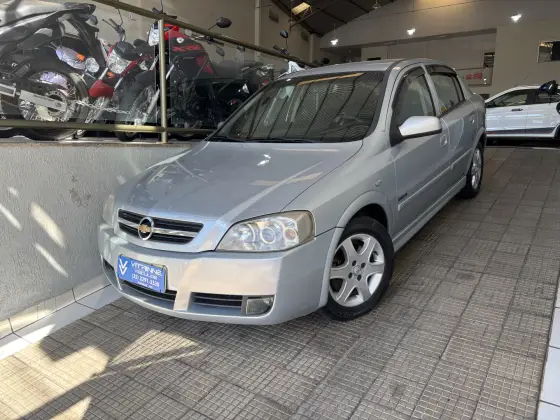 CHEVROLET ASTRA 2.0 MPFI ADVANTAGE 8V FLEX 4P MANUAL CHEVROLET ASTRA 2.0 MPFI ADVANTAGE 8V FLEX 4P MANUAL