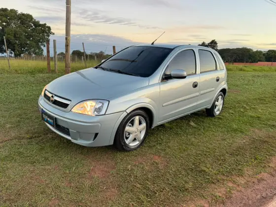 CHEVROLET CORSA 1.4 MPFI MAXX 8V FLEX 4P MANUAL CHEVROLET CORSA 1.4 MPFI MAXX 8V FLEX 4P MANUAL