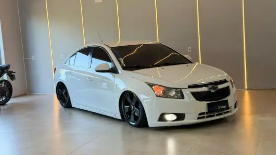 CHEVROLET CRUZE 1.8 LT 16V FLEX 4P AUTOMÁTICO CHEVROLET CRUZE 1.8 LT 16V FLEX 4P AUTOMÁTICO