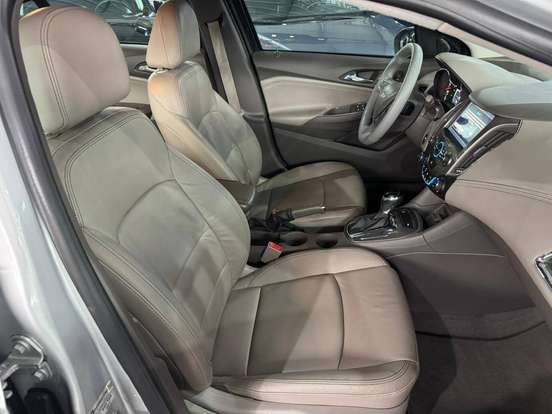 CHEVROLET-CRUZE-2017