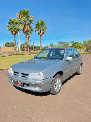 CHEVROLET KADETT 2.0 MPFI GLS 8V GASOLINA 2P MANUAL CHEVROLET KADETT 2.0 MPFI GLS 8V GASOLINA 2P MANUAL