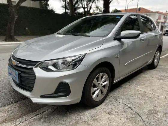 CHEVROLET ONIX 1.0 FLEX LT MANUAL CHEVROLET ONIX 1.0 FLEX LT MANUAL