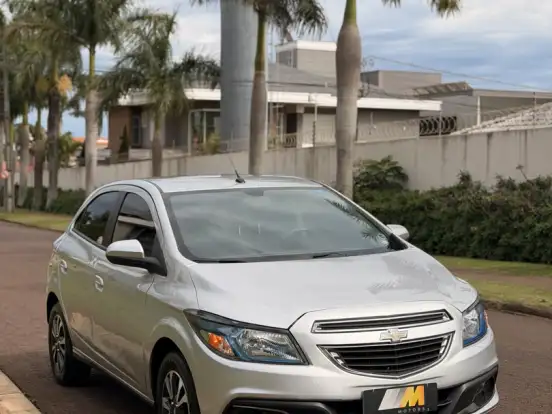 CHEVROLET-ONIX-1.4 MPFI LTZ 8V FLEX 4P MANUAL CHEVROLET-ONIX-2014