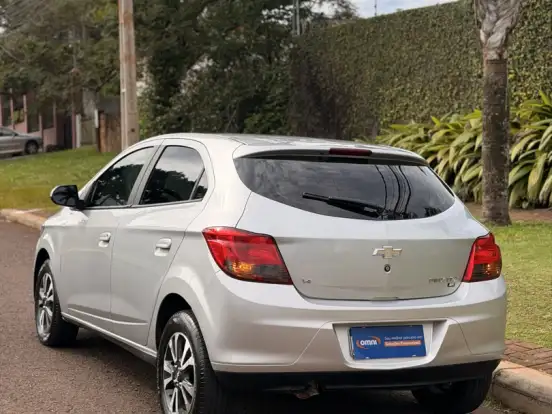 CHEVROLET-ONIX-1.4 MPFI LTZ 8V FLEX 4P MANUAL CHEVROLET-ONIX-2014