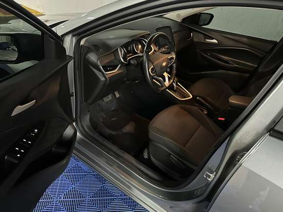 CHEVROLET-ONIX-2023