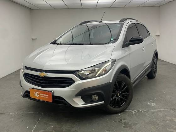 CHEVROLET ONIX 1.4 MPFI ACTIV 8V FLEX 4P AUTOMÁTICO