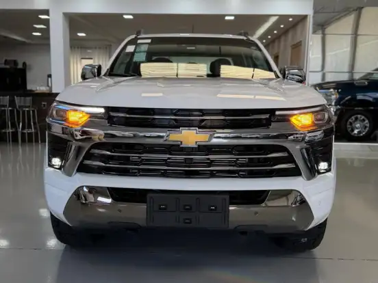 CHEVROLET-S10-2.8 16V TURBO DIESEL HIGH COUNTRY CD 4X4 AUTOMÁTICO CHEVROLET-S10-2025