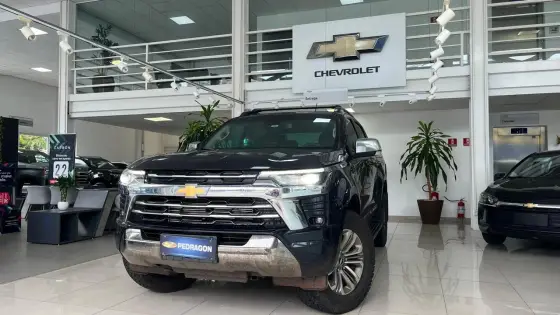 CHEVROLET S10 2.8 16V TURBO DIESEL HIGH COUNTRY CD 4X4 AUTOMÁTICO CHEVROLET S10 2.8 16V TURBO DIESEL HIGH COUNTRY CD 4X4 AUTOMÁTICO