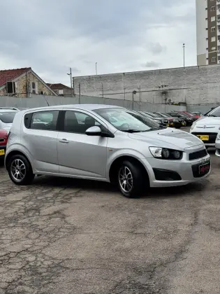 CHEVROLET SONIC 1.6 LT 16V FLEX 4P MANUAL CHEVROLET SONIC 1.6 LT 16V FLEX 4P MANUAL