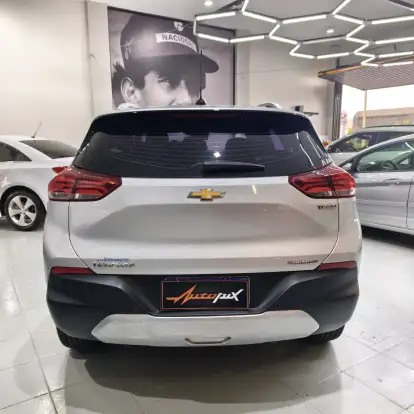 CHEVROLET-TRACKER-2022