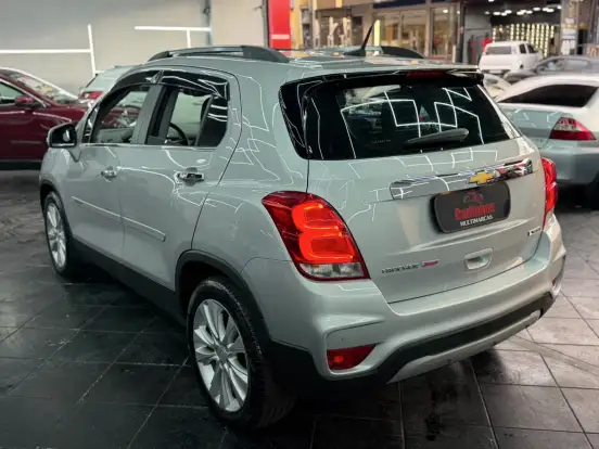 CHEVROLET-TRACKER-2018