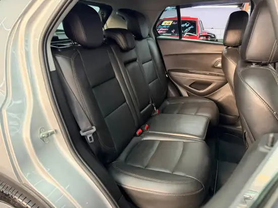 CHEVROLET-TRACKER-2018