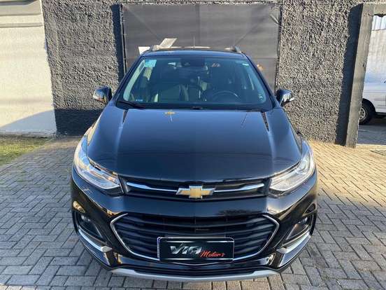 CHEVROLET-TRACKER-2018