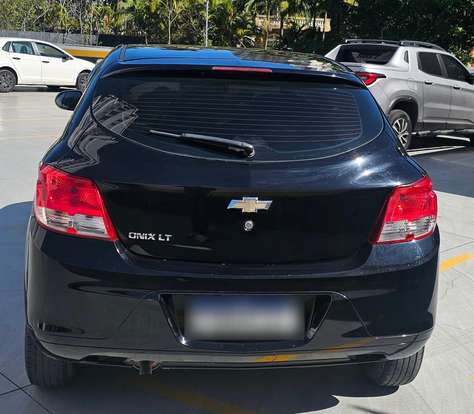 CHEVROLET-ONIX-2015