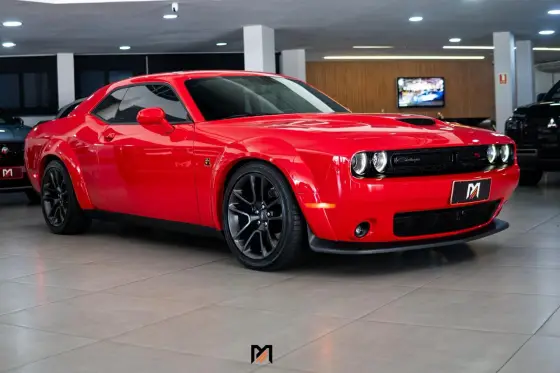 DODGE CHALLENGER 6.4 V8 HEMI GASOLINA R/T SCAT PACK TORQUEFLITE