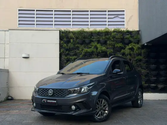 FIAT ARGO 1.8 E.TORQ FLEX TREKKING AT6 FIAT ARGO 1.8 E.TORQ FLEX TREKKING AT6