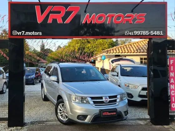 FIAT FREEMONT 2.4 PRECISION 16V GASOLINA 4P AUTOMÁTICO