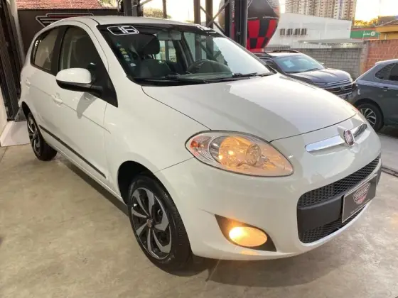 FIAT PALIO 1.4 MPI ATTRACTIVE 8V FLEX 4P MANUAL FIAT PALIO 1.4 MPI ATTRACTIVE 8V FLEX 4P MANUAL