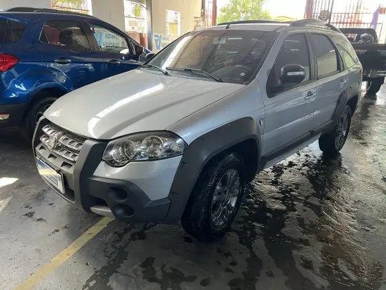 FIAT PALIO 1.8 MPI ADVENTURE WEEKEND 16V FLEX 4P MANUAL FIAT PALIO 1.8 MPI ADVENTURE WEEKEND 16V FLEX 4P MANUAL