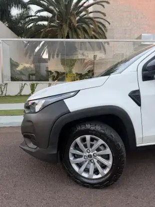 FIAT-STRADA-2023