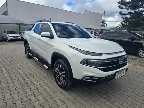 FIAT TORO 1.3 TURBO 270 FLEX FREEDOM AT6 FIAT TORO 1.3 TURBO 270 FLEX FREEDOM AT6