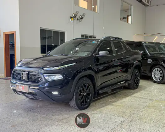 FIAT TORO 2.0 16V TURBO DIESEL ULTRA 4WD AT9 FIAT TORO 2.0 16V TURBO DIESEL ULTRA 4WD AT9