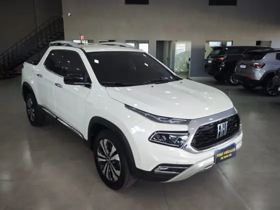 FIAT TORO 2.0 16V TURBO DIESEL VOLCANO 4WD AT9 FIAT TORO 2.0 16V TURBO DIESEL VOLCANO 4WD AT9