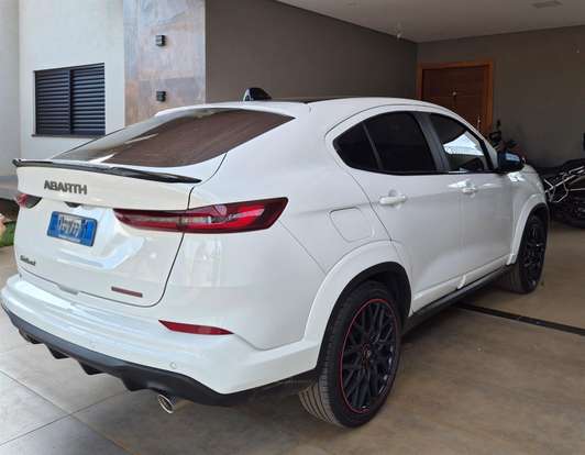 FIAT-FASTBACK-1.3 TURBO 270 FLEX ABARTH AT6 FIAT-FASTBACK-2024
