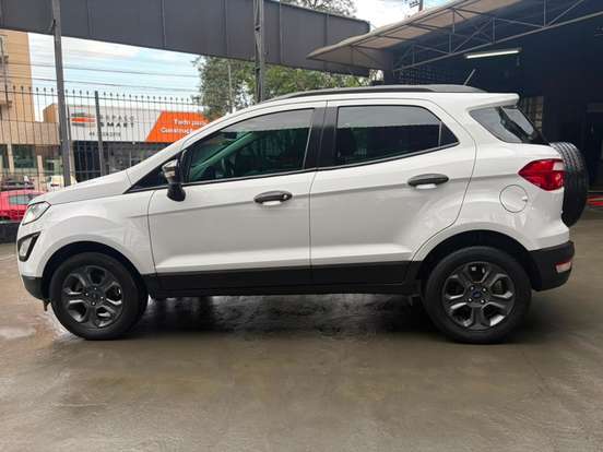 FORD-ECOSPORT-2017