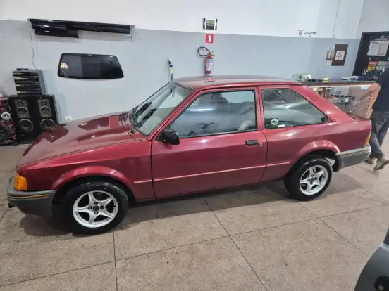 FORD-ESCORT-1994