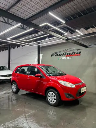 FORD FIESTA 1.0 ROCAM HATCH 8V FLEX 4P MANUAL FORD FIESTA 1.0 ROCAM HATCH 8V FLEX 4P MANUAL