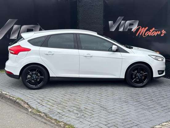 FORD-FOCUS-1.6 SE 16V FLEX 4P MANUAL FORD-FOCUS-2018