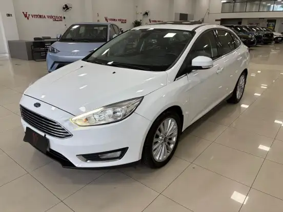 FORD-FOCUS-2017