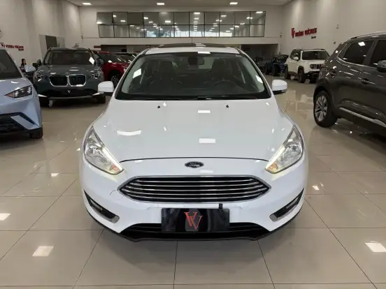 FORD-FOCUS-2017